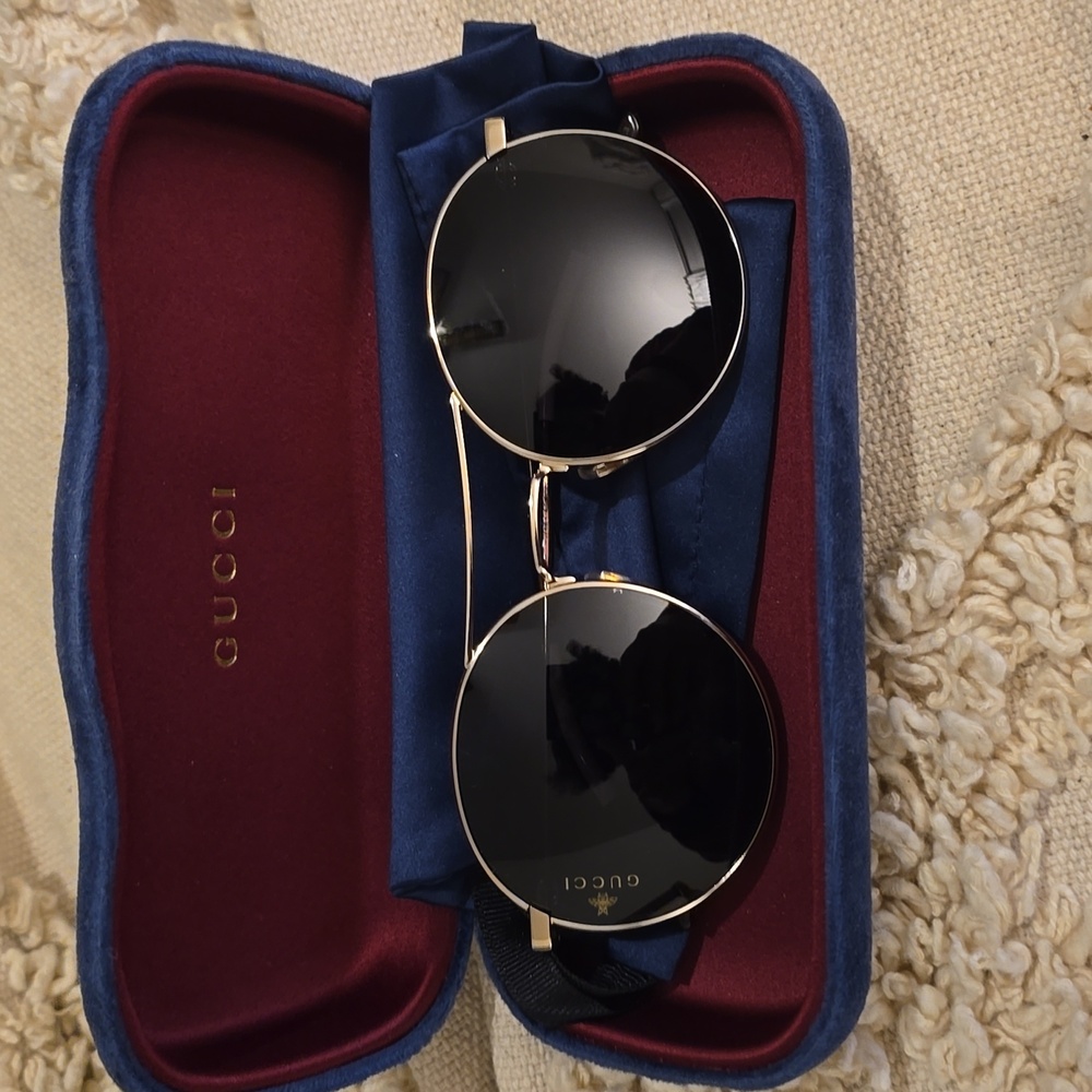 Gucci Round Sunglasses
